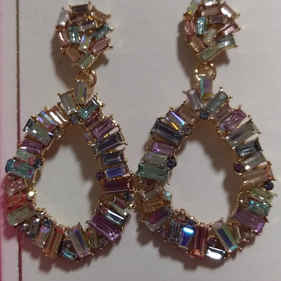 SOLD ON OTHER PLATFORM - Picture 2 of 4